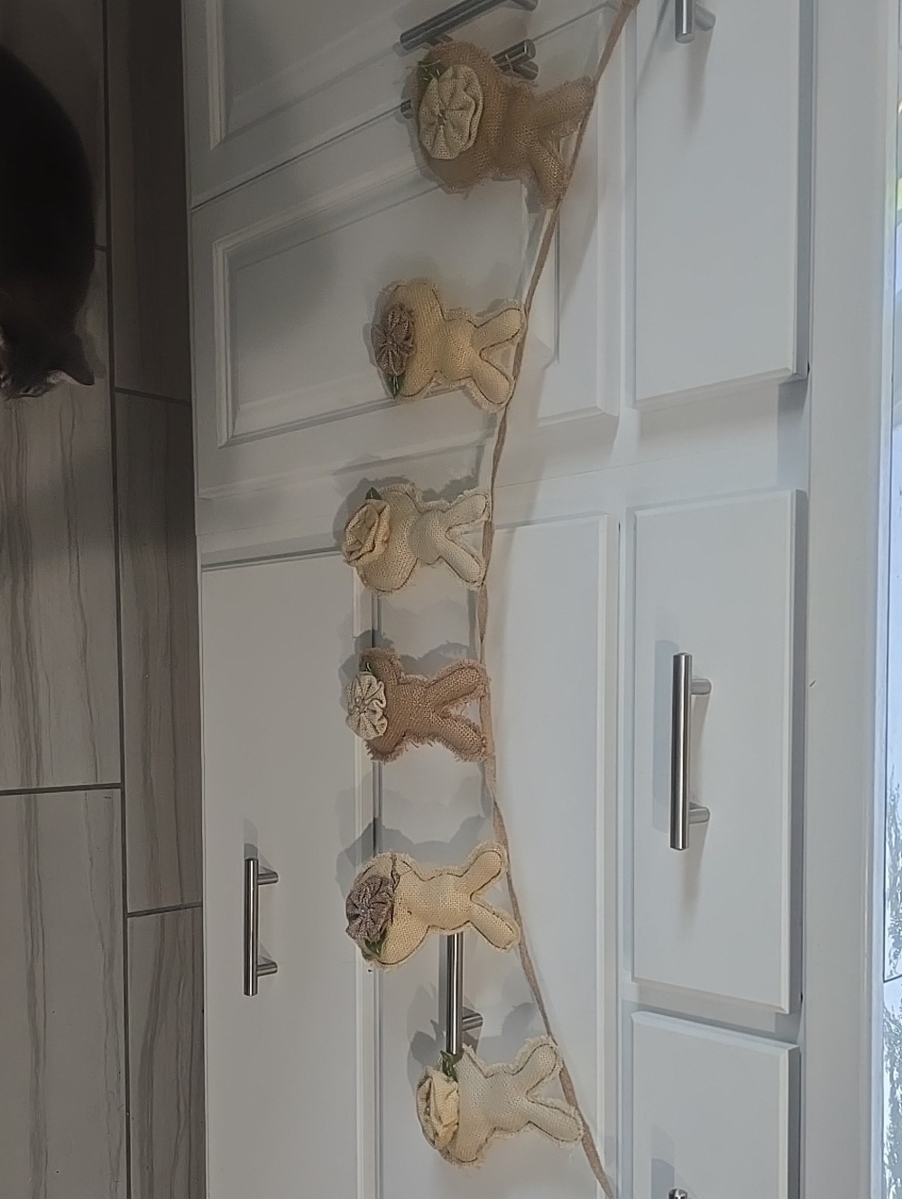Kirklands Neutral Beige Gingerbread String Garland